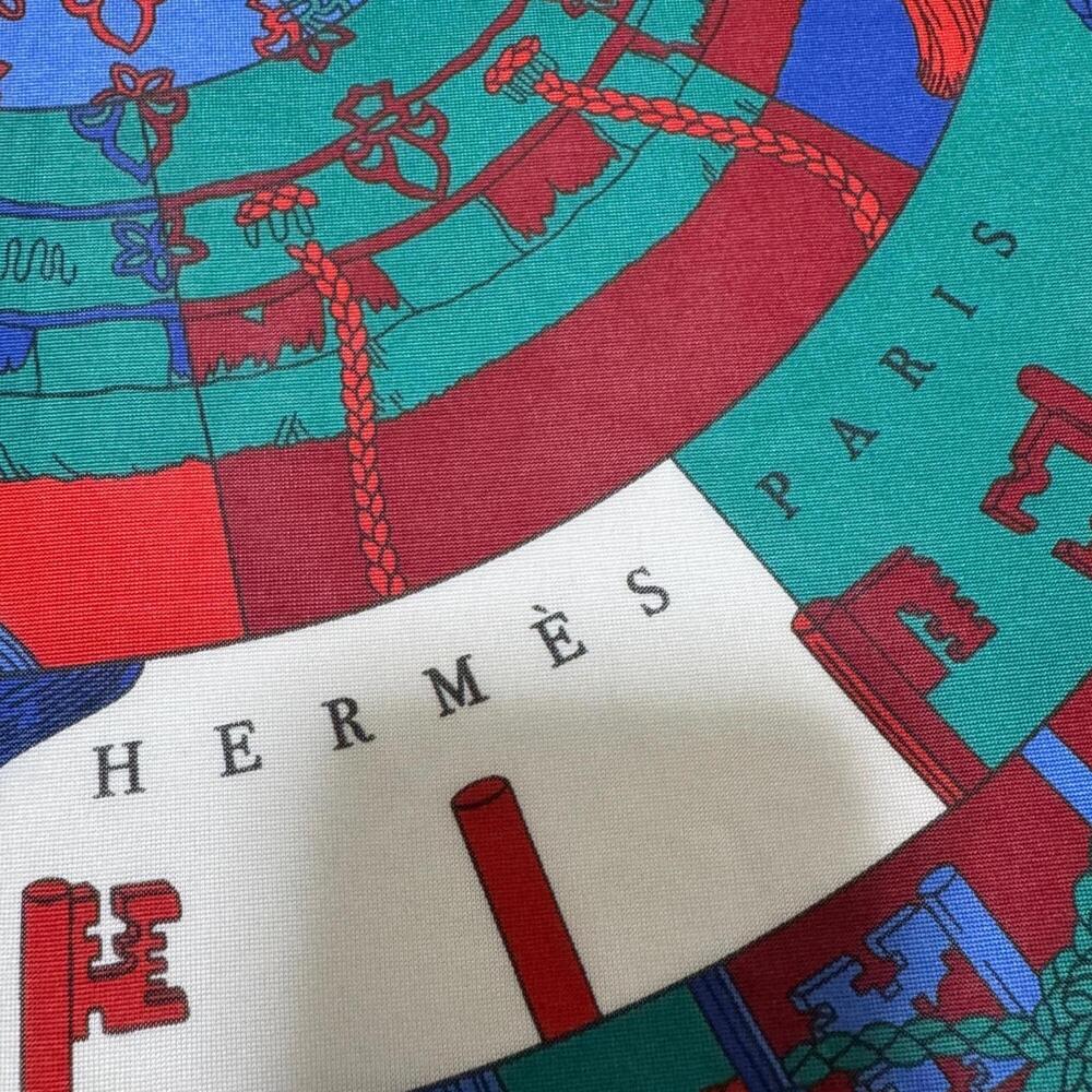 HERMES Black Scarf - Picture 3 of 5